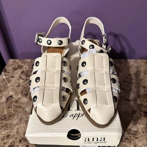 a.n.a Women's Cream Sandals with charcoal Tone Accents